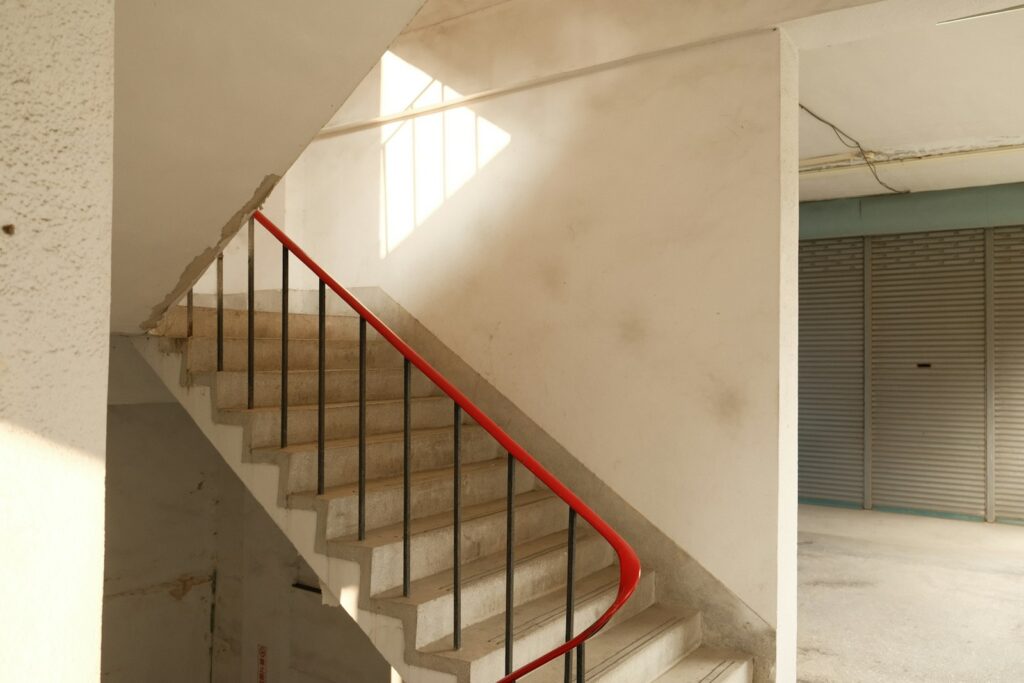 Trappenhuis van een flatgebouw